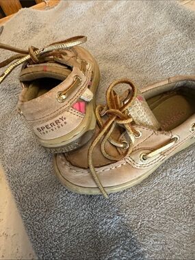Sperry Kids Tan & Pink Leather Boat Shoes